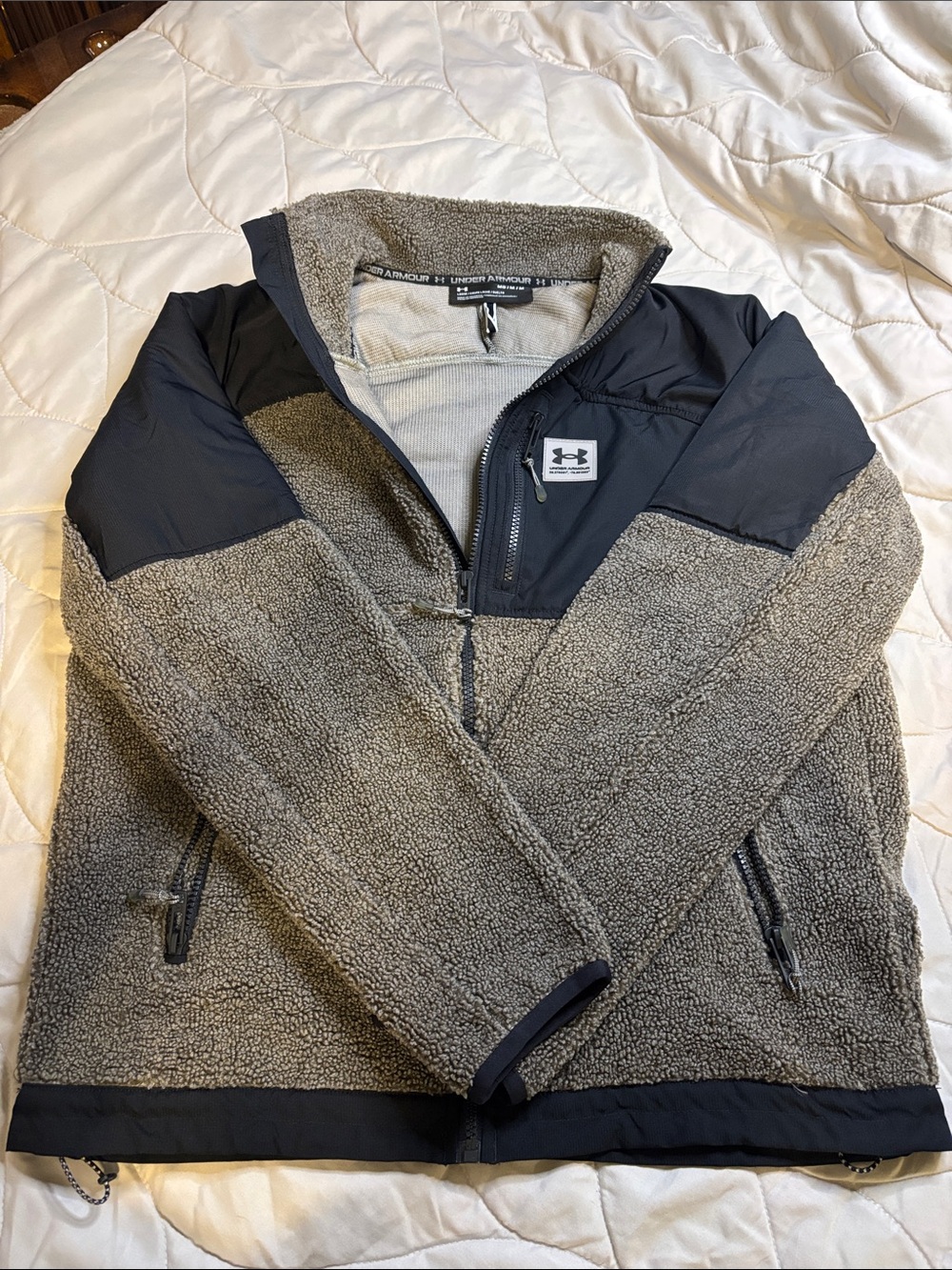 Under Armour Men’s Gray Sherpa Fleece Zip-Up Sweater with Black Trim